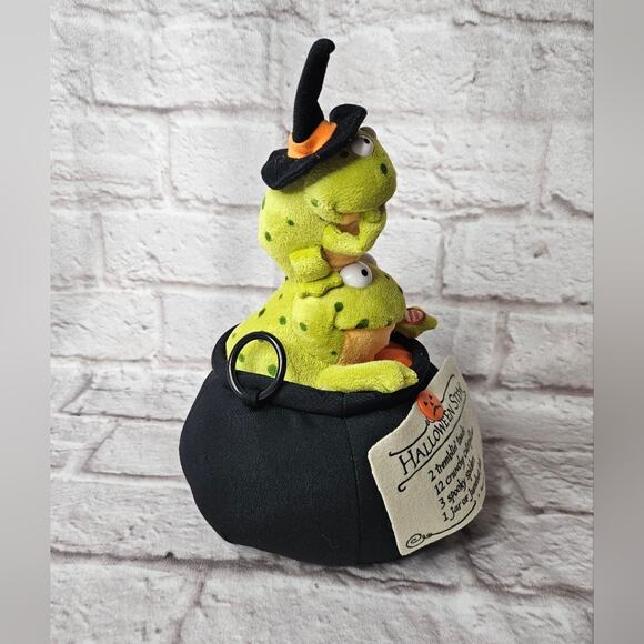 Hallmark plush trembling toads halloween stew stuffed battery operated - Picture 5 of 11